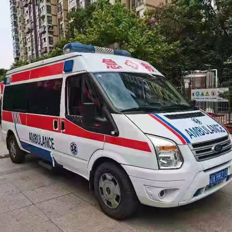 普格长途救护车护送病人返乡