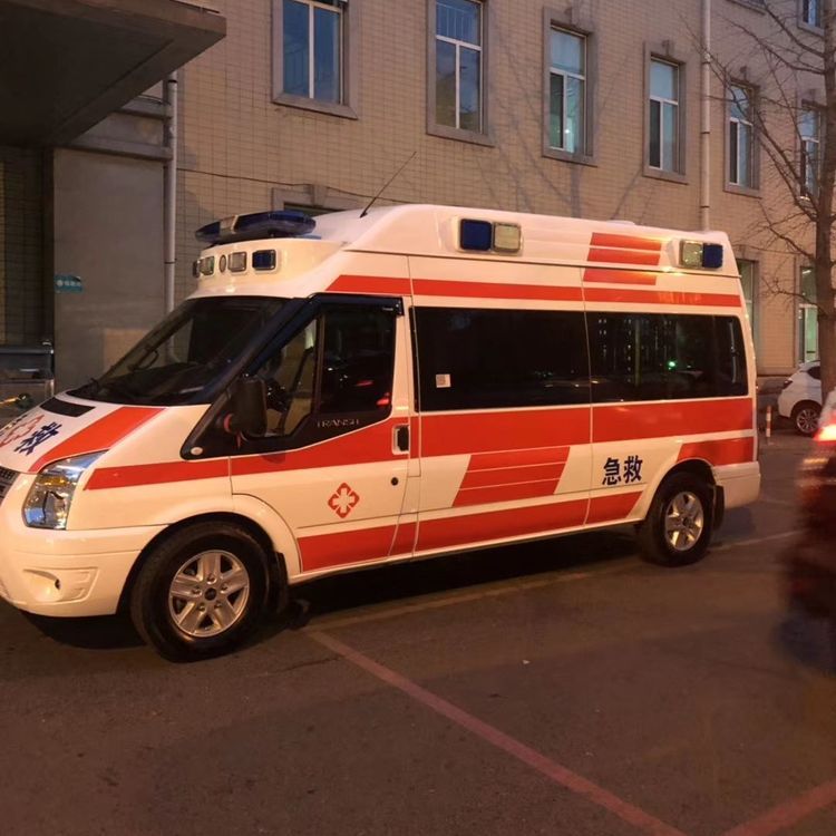 普格夜间租赁救护车护送病人转院：安全转运的 8 大核心注意事项